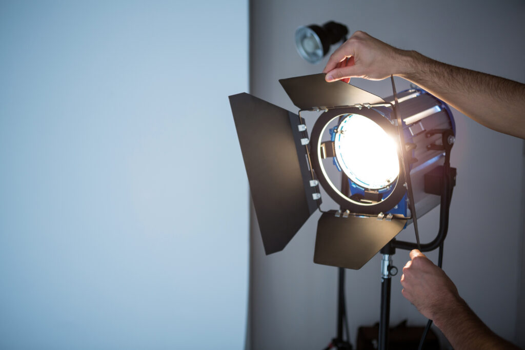 Home Photographer Adjusting Spotlight 2021 08 28 17 21 23 Utc 1024x683